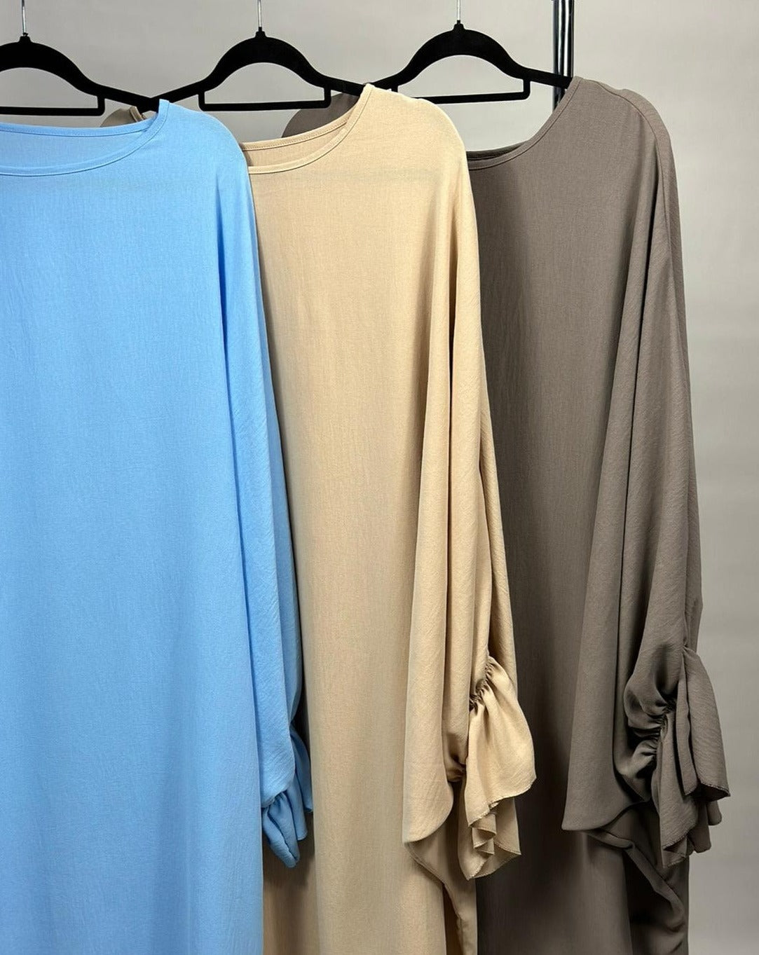 Loubna abaya