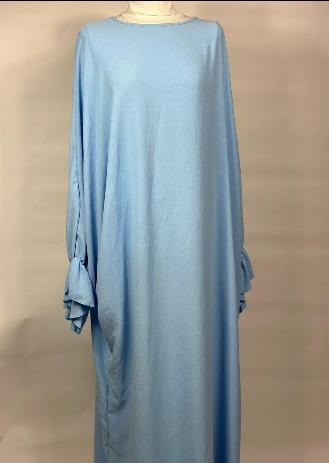 Loubna abaya
