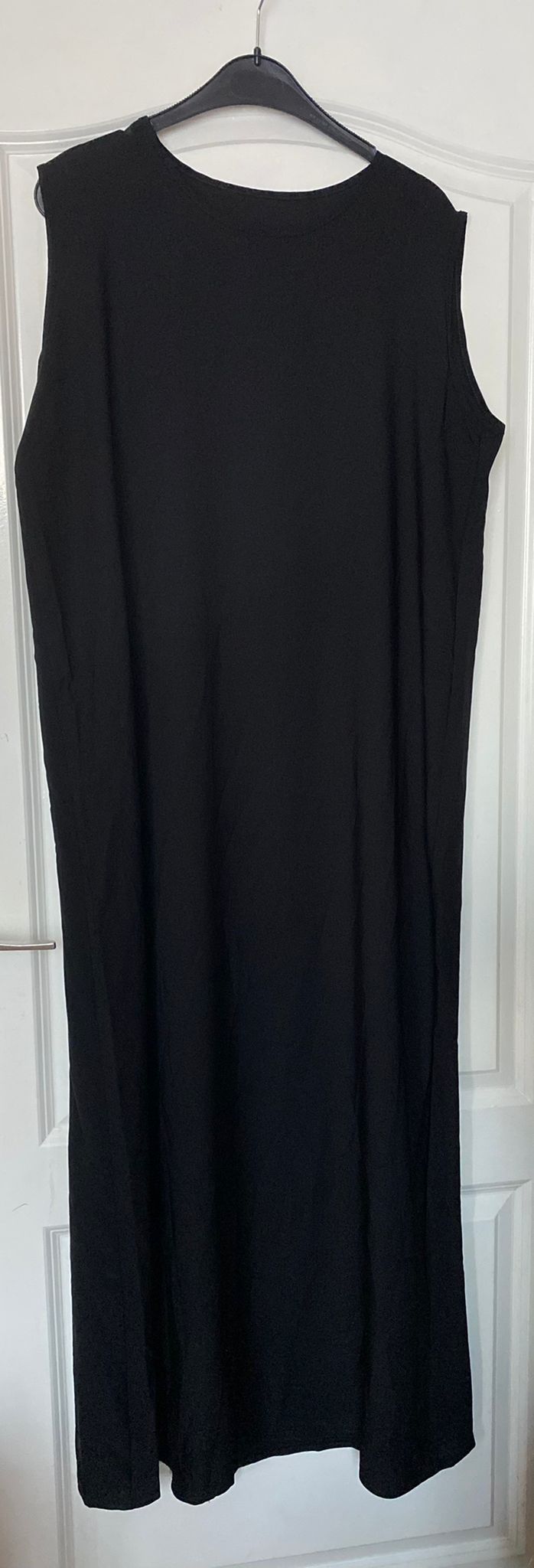 Mouwloze onderjurk - zwart