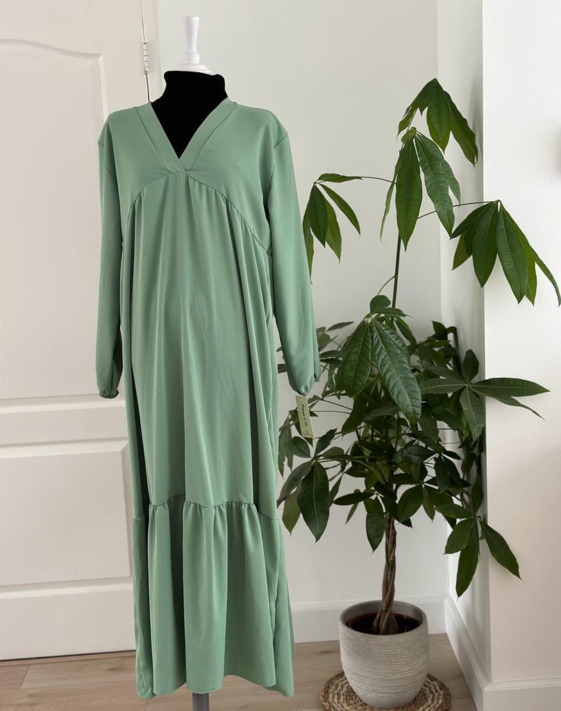 Nouhaila dresses