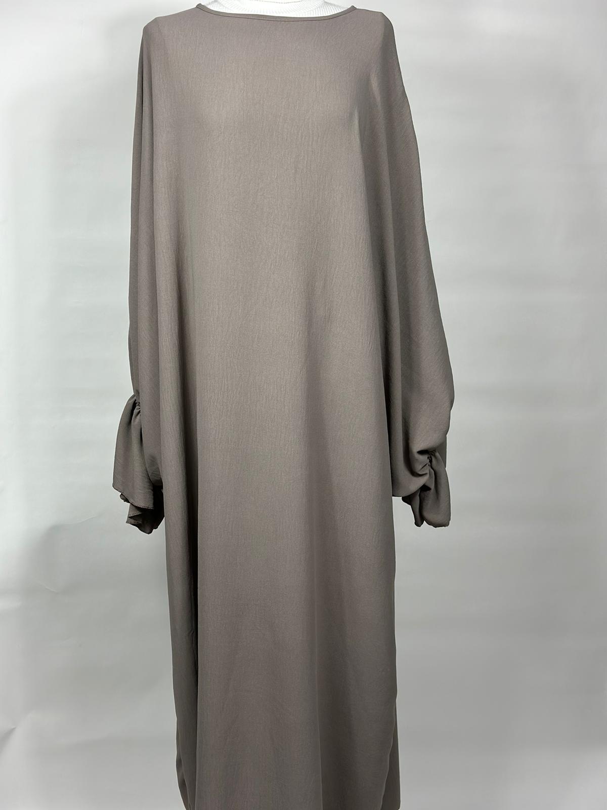 Loubna abaya